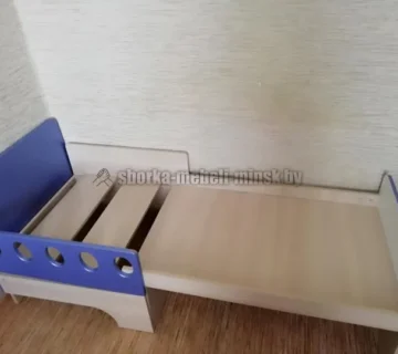 Сборка детской кроватки 11