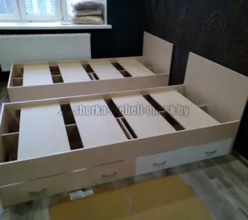 Сборка детской кроватки 17