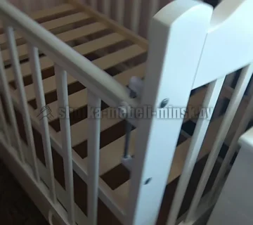 Сборка детской кроватки 8